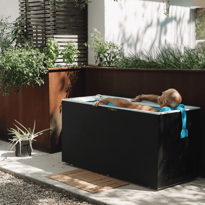 Fire All-In-One Cold Plunge Tub with Built-In Chiller